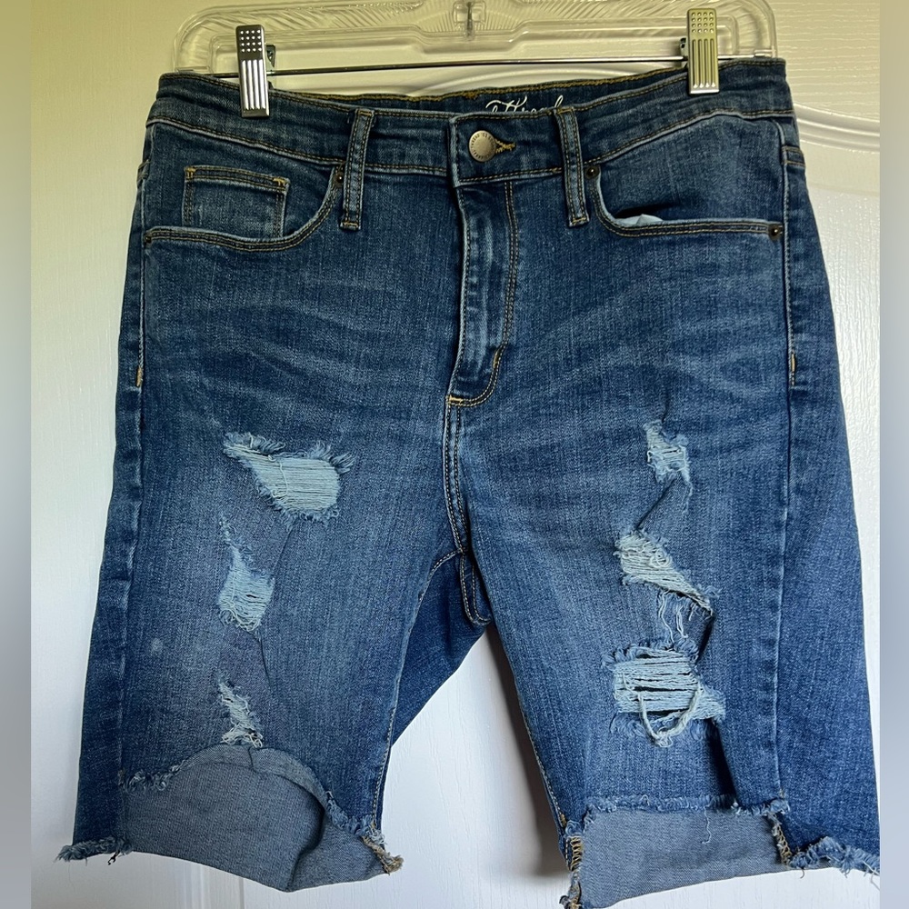 Jean shorts Universal Thread
